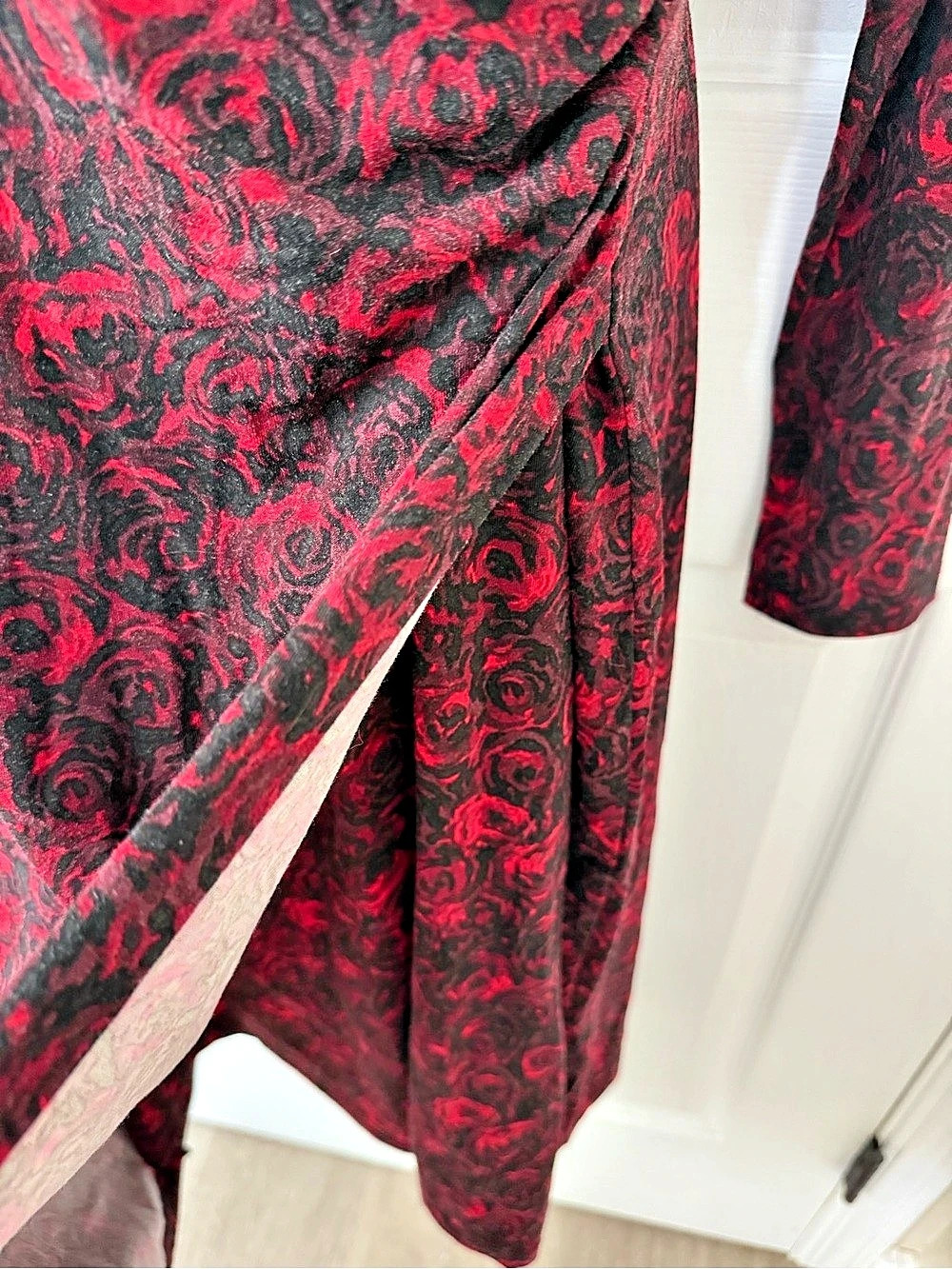 Talbots Red and Black Rose Floral Faux Wrap Midi Dress Medium - Picture 8 of 14